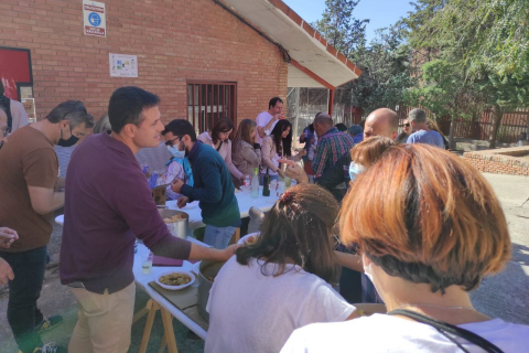 COMIDA SOLIDARIA PARA LA PALMA