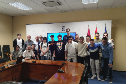 VISITA A LA CONSEJERÍA DE DESARROLLO SOSTENIBLE DE LOS ALUMNOS DE STI.